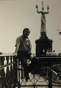 Russian writer Victor Erofeyev in front of "Imperia" in Constance, Germany